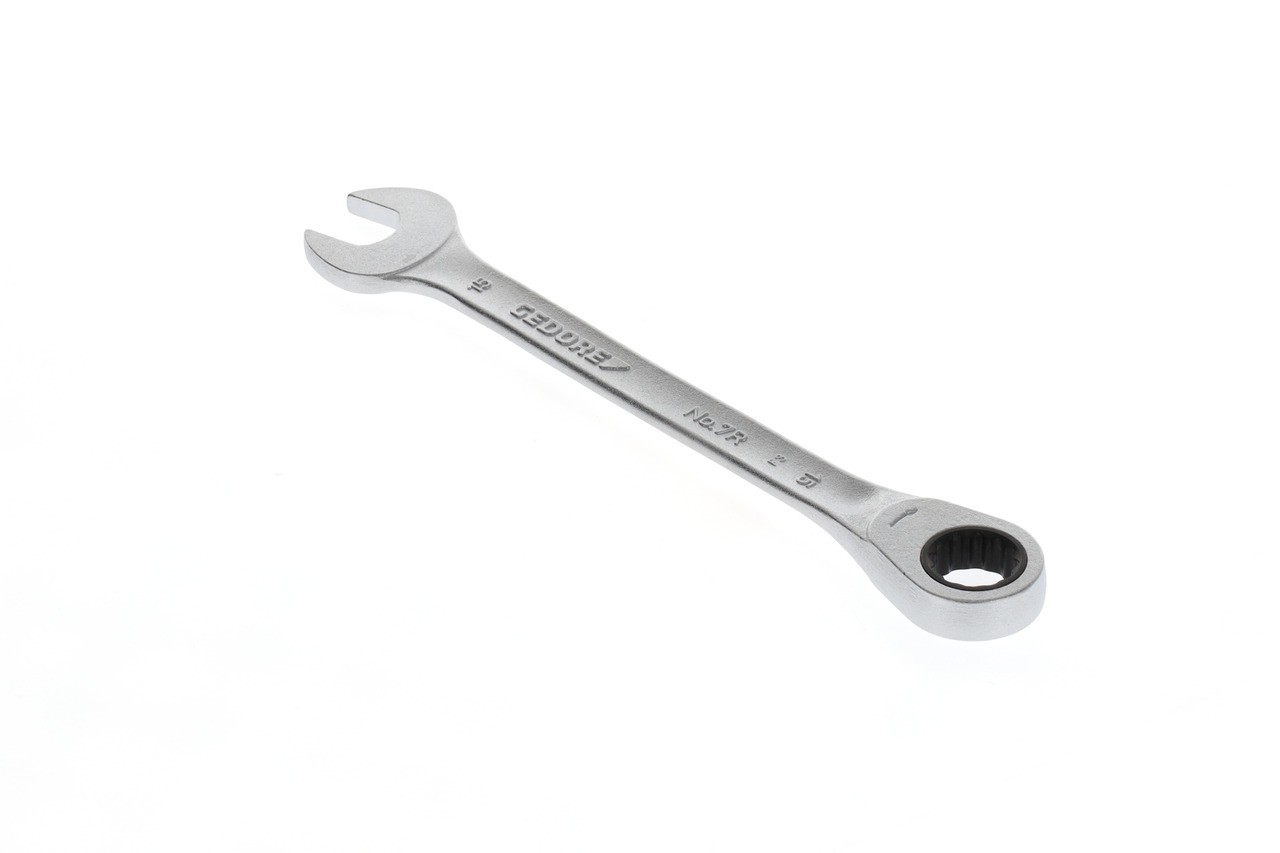 7 R 15 Llave de boca con carraca anular UD-Profil 15 mm