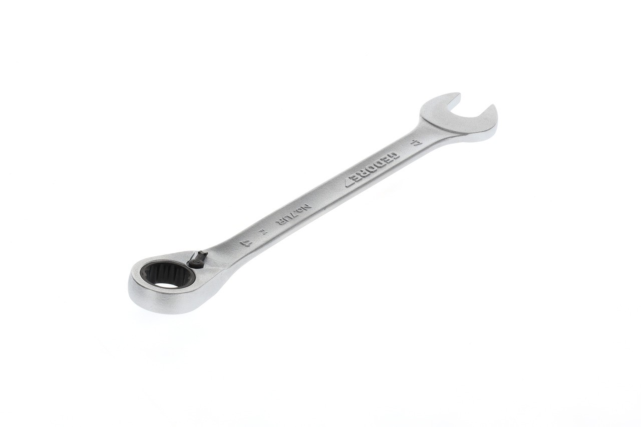 7 UR 17 Llave de boca con carraca anular, reversible UD 17 mm