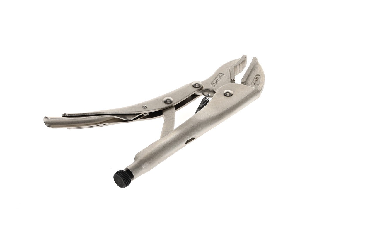 137 7 Alicates de agarre 7"