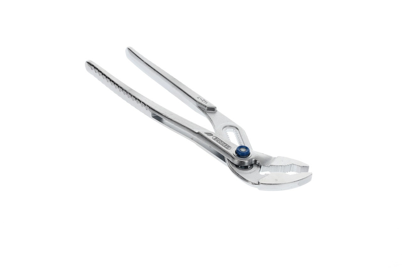142 7 C Alicate universal 7" , ajustable 17 veces, estriado, cromado