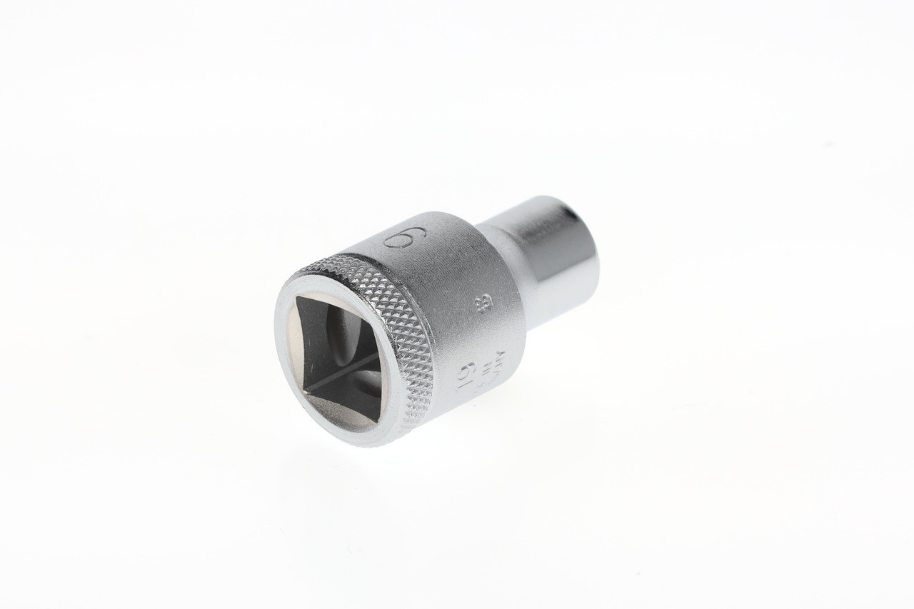 D 19 9 Vaso para llave de vaso 1/2" perfil UD 9 mm