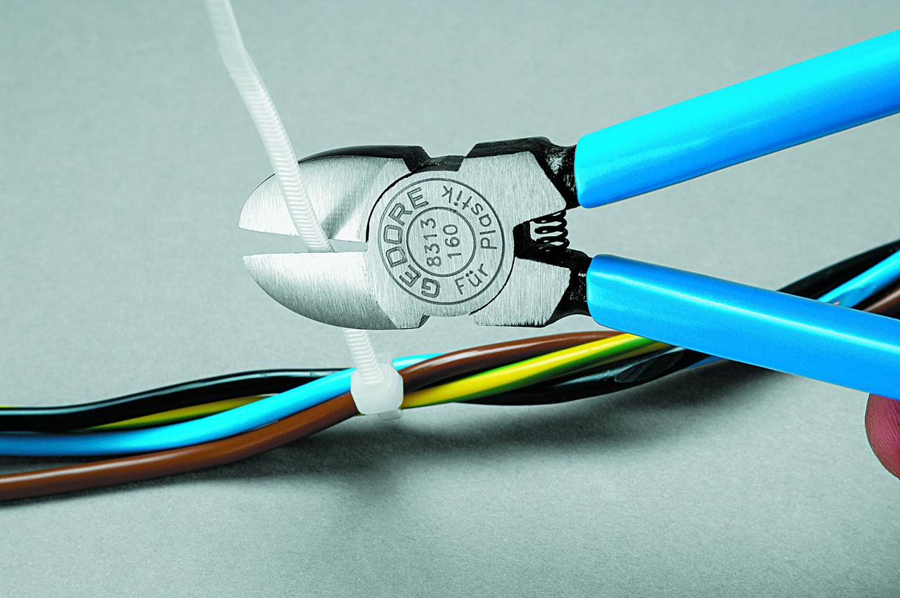 8313-125 TL Alicates de corte lateral 125 mm aislado por inmersión