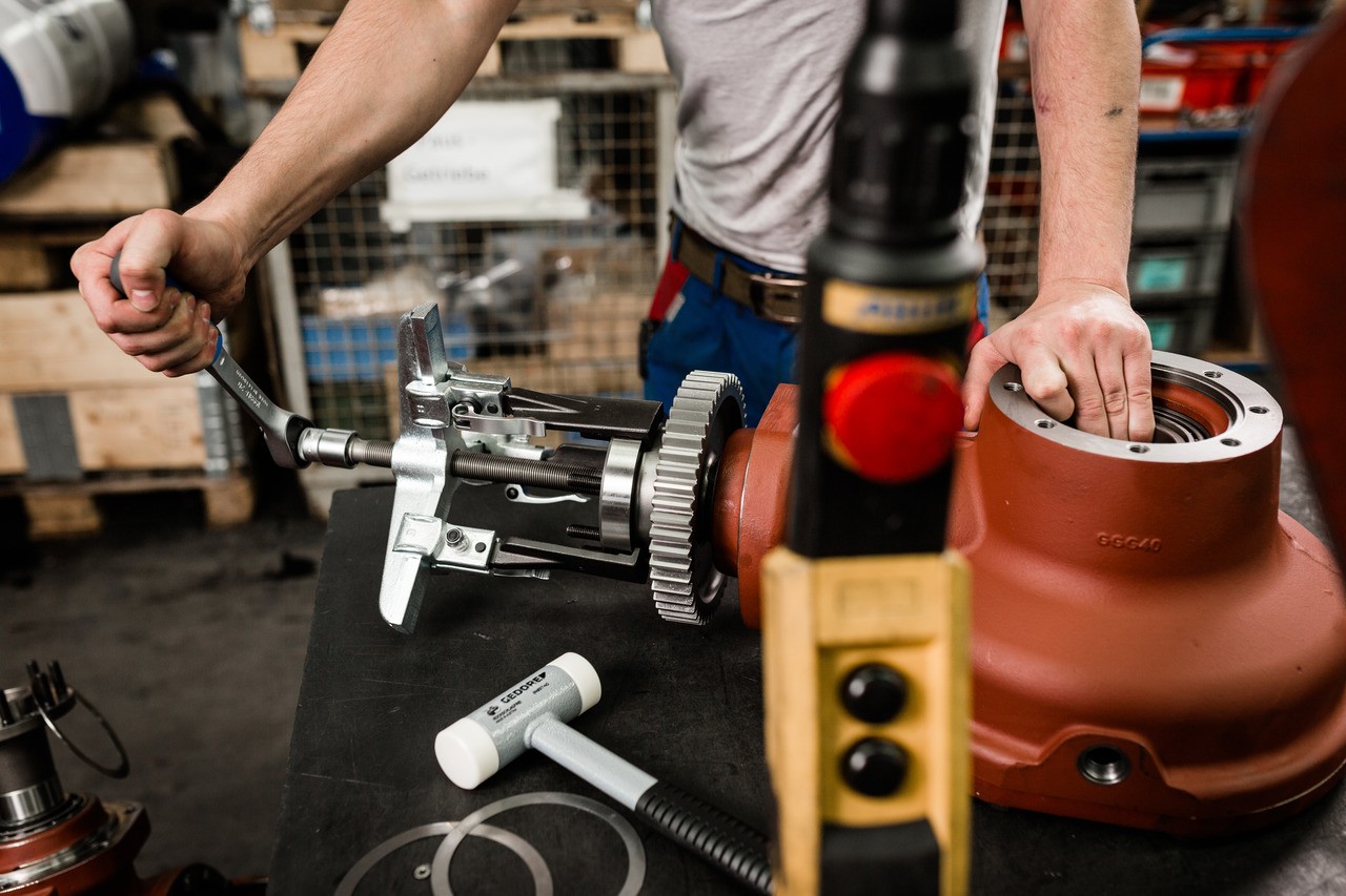 1993 U-20 Carraca reversible 1/2", mango 2K 270 mm