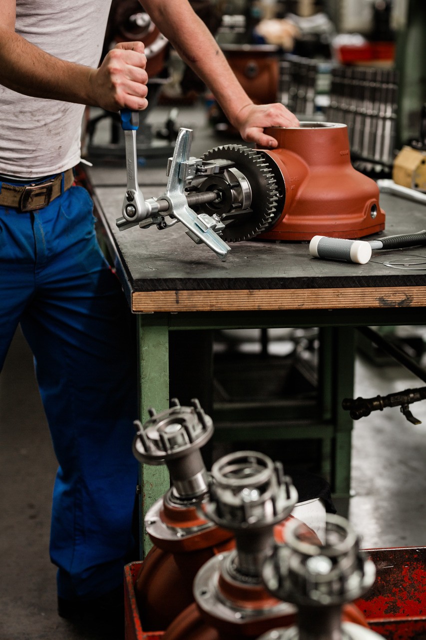 1993 U-20 Carraca reversible 1/2", mango 2K 270 mm