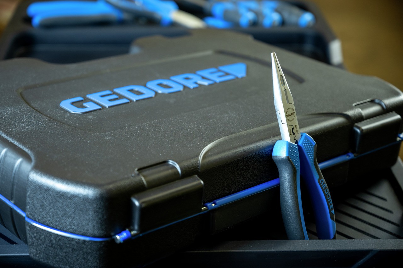 8133-200 JC Alicates multifunción 200 mm Mango 2K