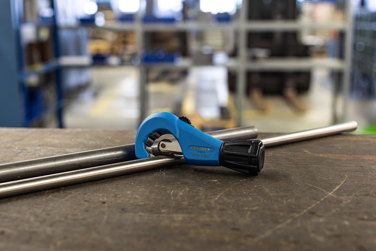 2180 3 Cortatubos para tubos de acero inoxidable 3-35 mm