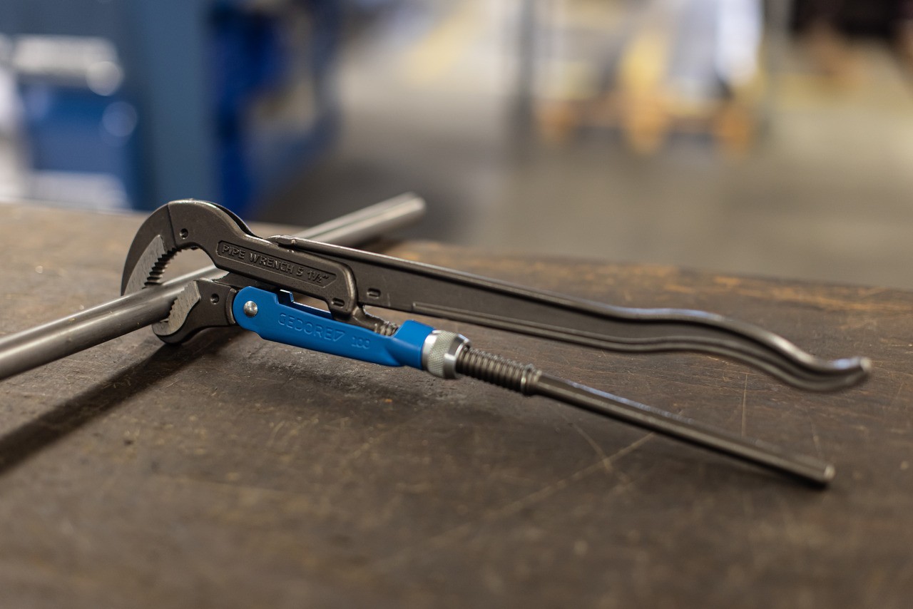 100 1.1/2 Pinza de tubo de alto rendimiento de tres puntos ECK-SCHWEDE-snap 1.1/2"