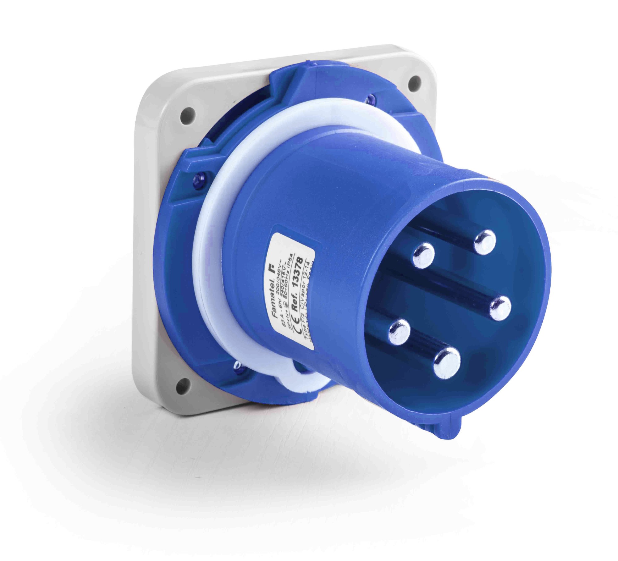 13638 | Clavija empotrar salida recta 2P+T 63A IP44/54