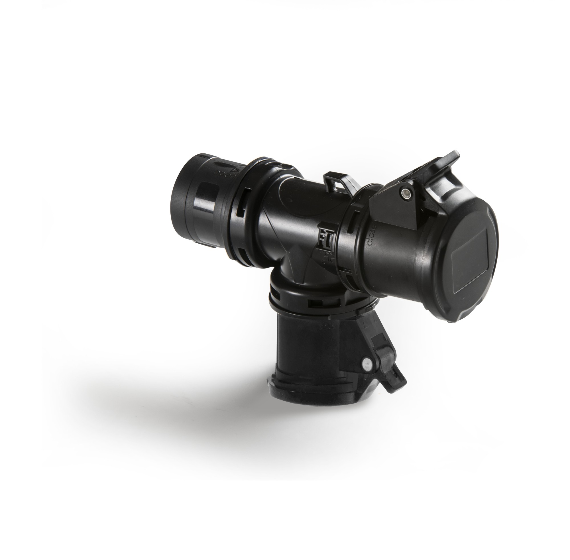 17122 | T-Power con 2 tomas 3P 16A + 1 clavija 3P 16A IP44/54