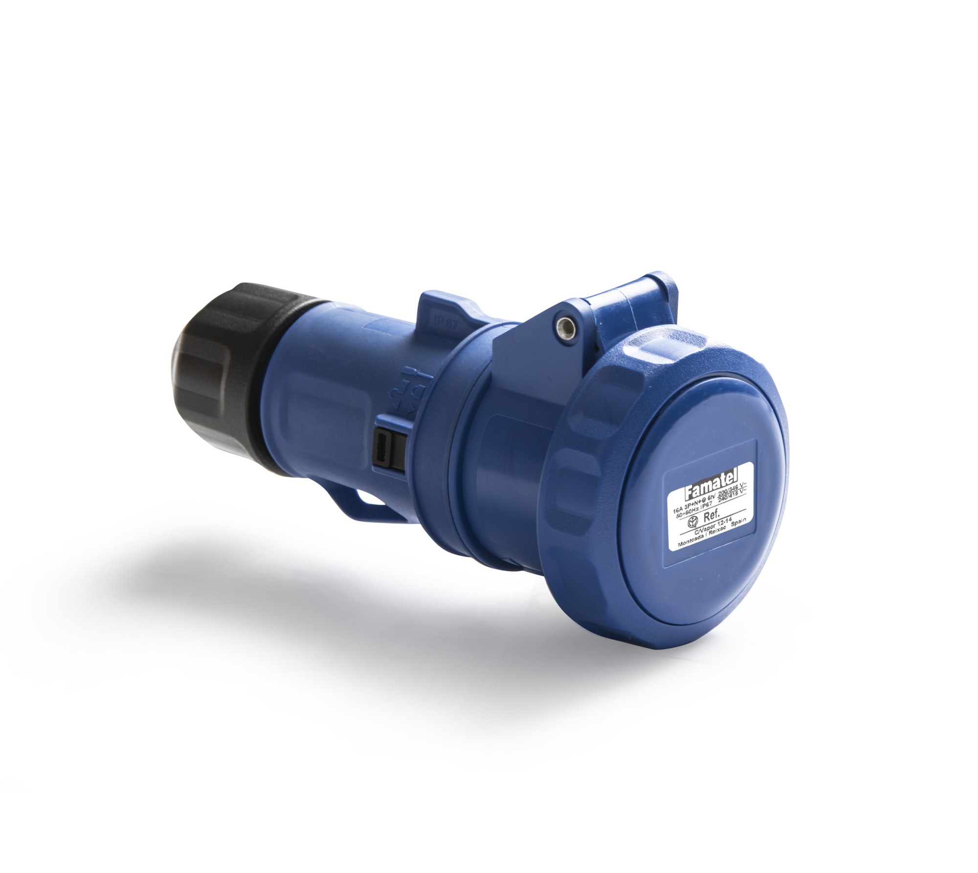 24203 | Base móvil 2P+T 32A IP66/67