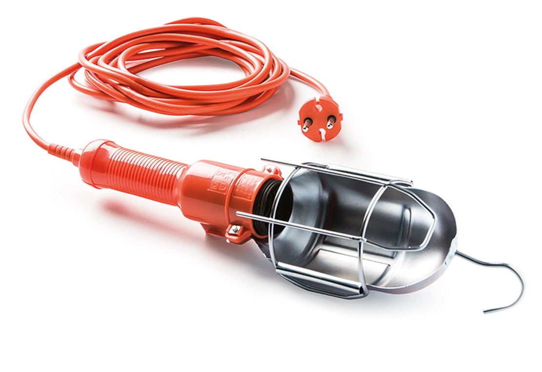 2431 | Lámpara portátil con interruptor y 5m de cable IP20