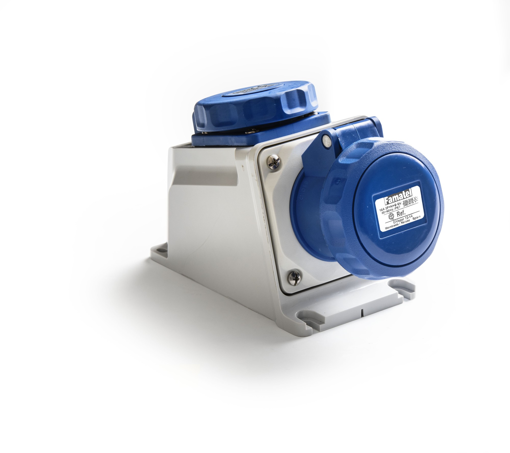 24609 | Base superficie 2P+T 16A + base schuko IP66/67