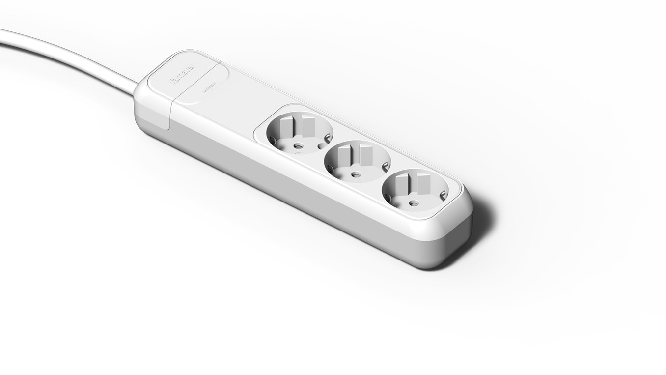 2513 | Base 3 tomas 16A con toma de tierra y 1.5m de cable