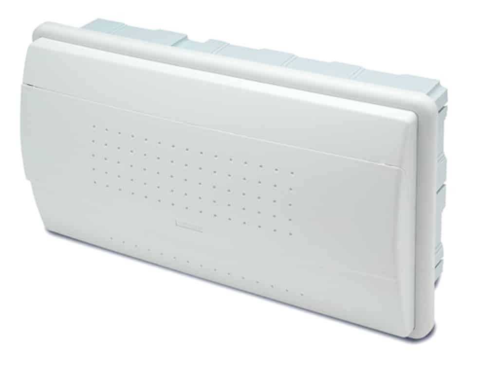 3718 | Armario de empotrar 17 módulos IP40