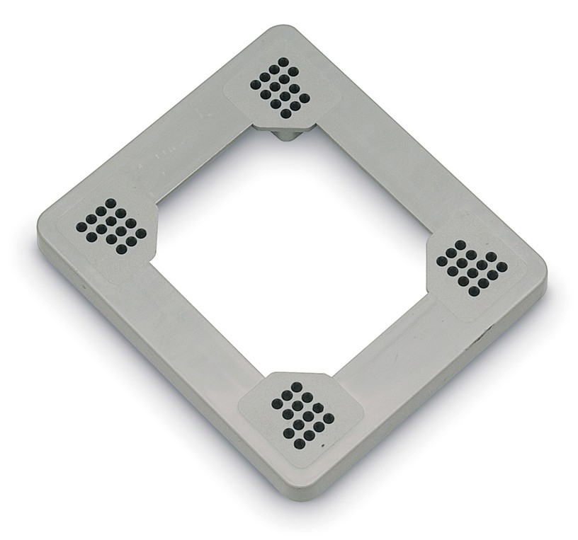 3902 | Placa universal tomas 16A / 32A IP44/67