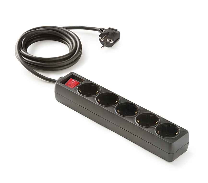 9/705-N | Base 5 tomas 16A con toma de tierra e interruptor y 1.5m de cable