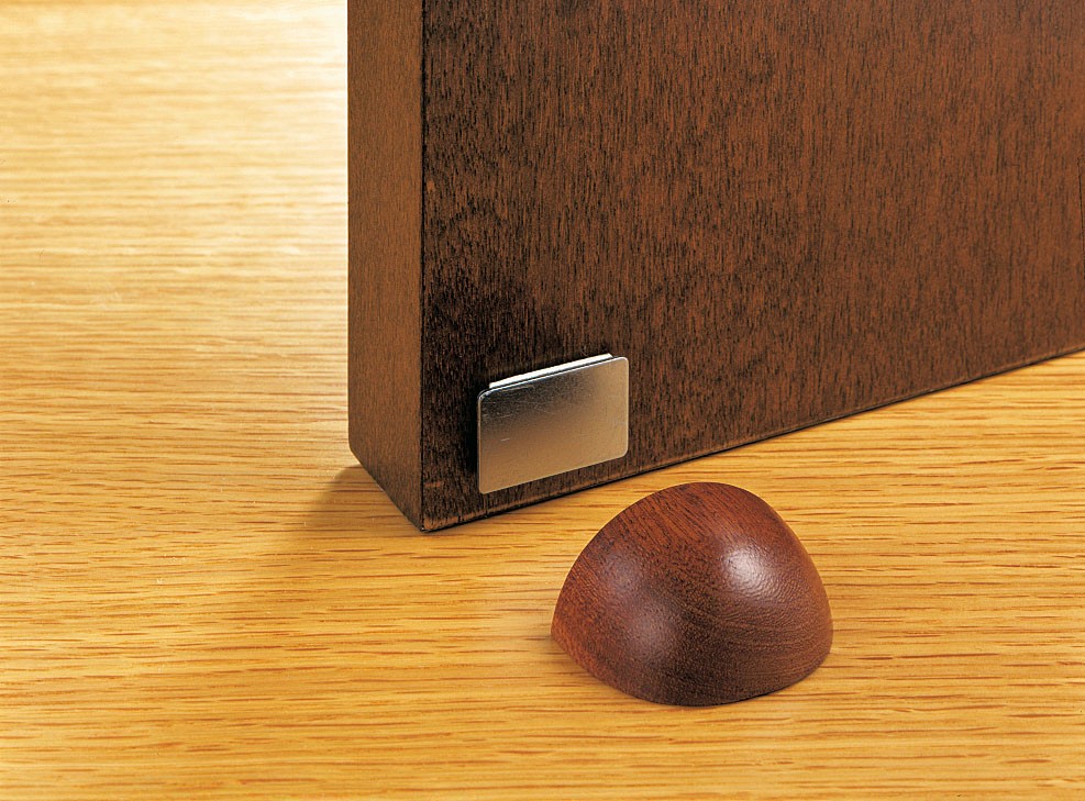 Retenedor madera magnético adhesivo / sapelly