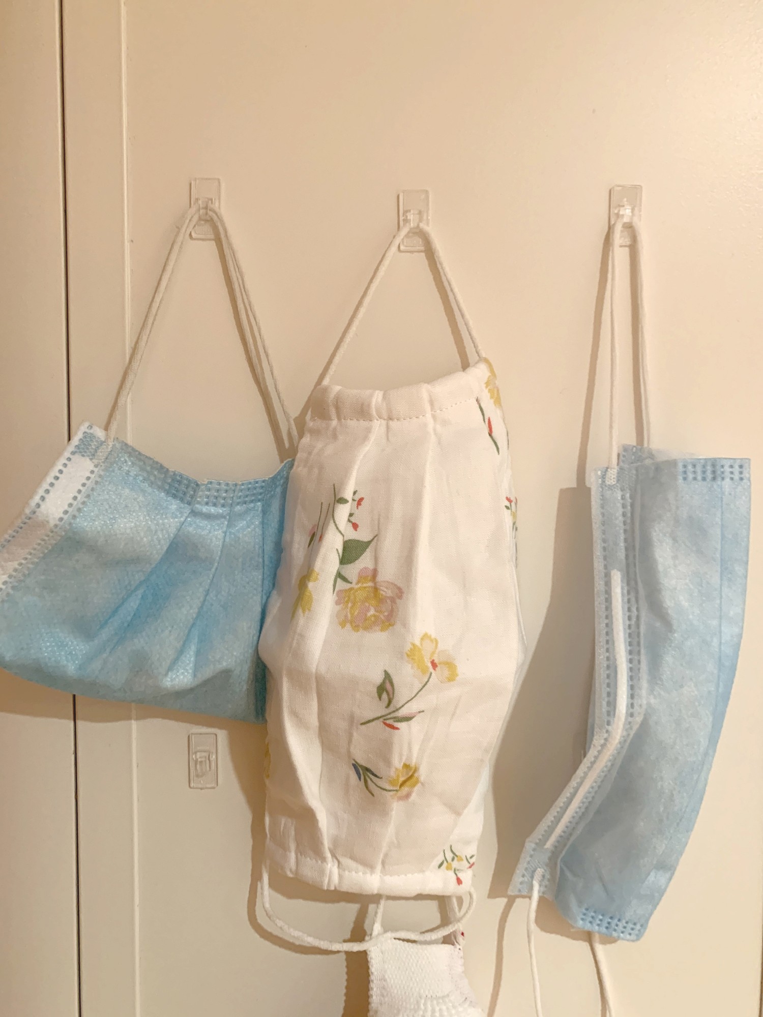 Mini ganchos adhesivos / transparente