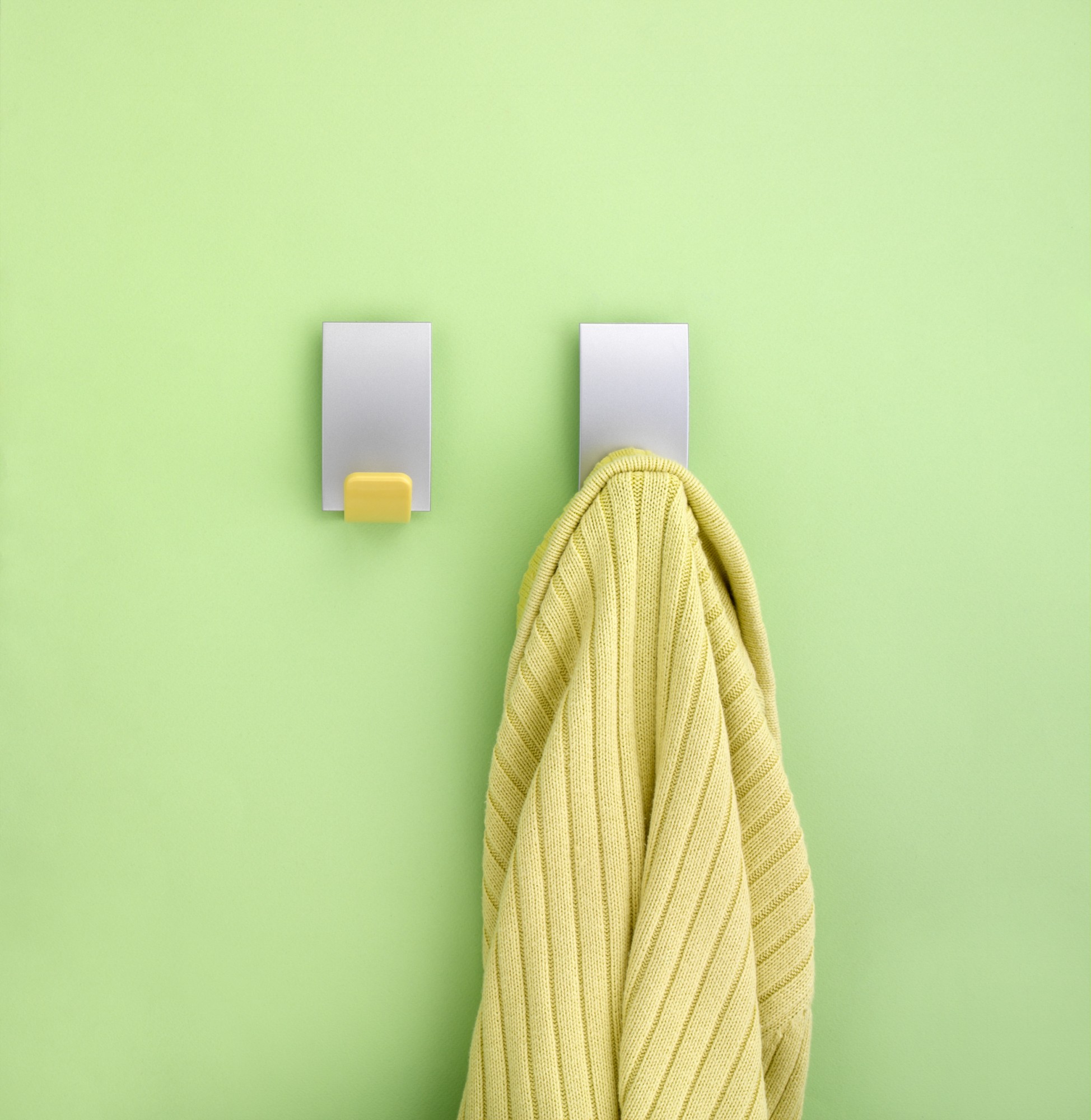 Colgador adhesivo / blanco