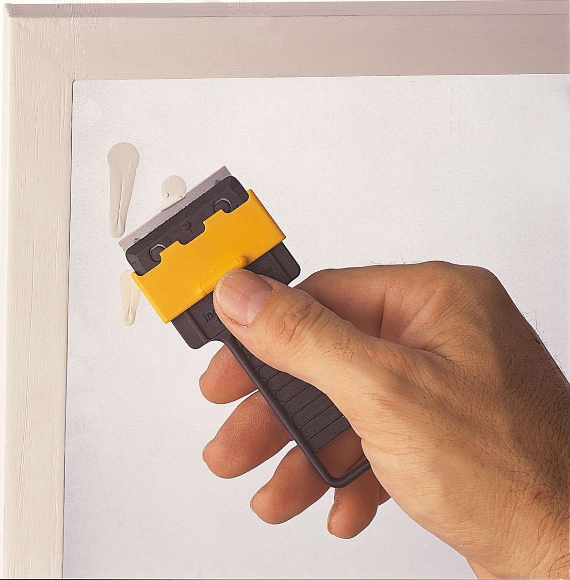 Rasca vidrios / negro-amarillo