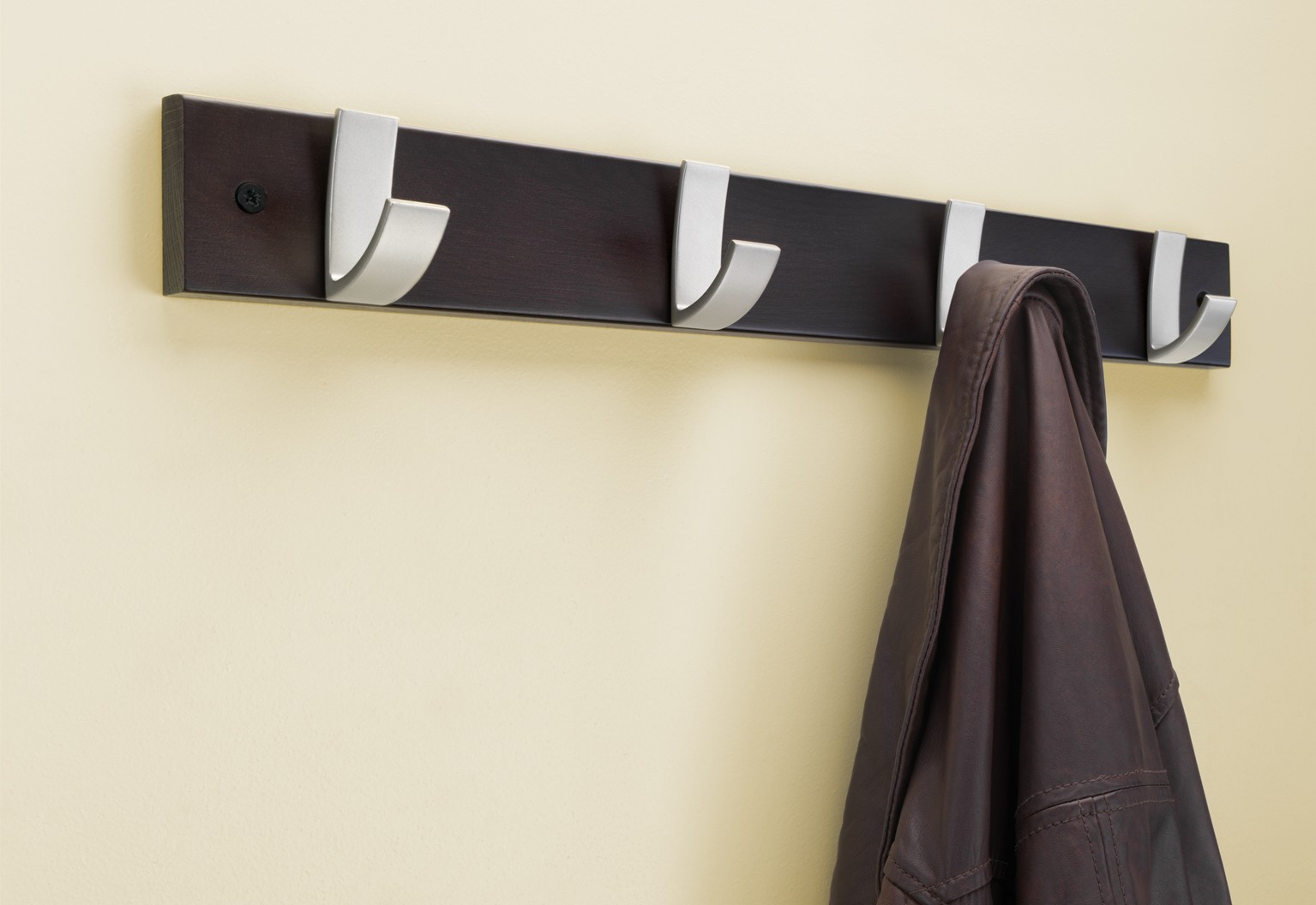 Colgador haya 4 ganchos / wengué