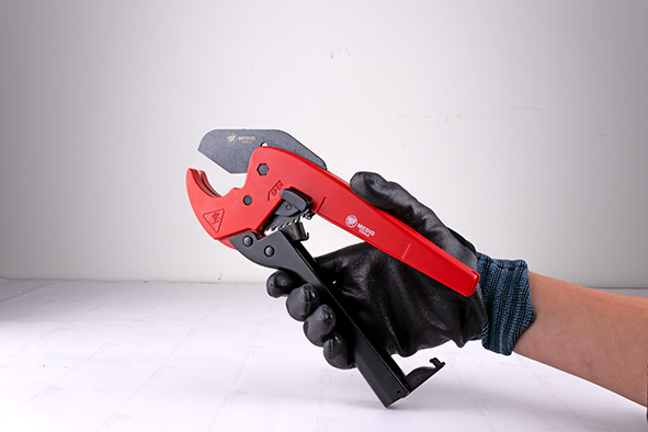 Cortatubos PVC 42 mm