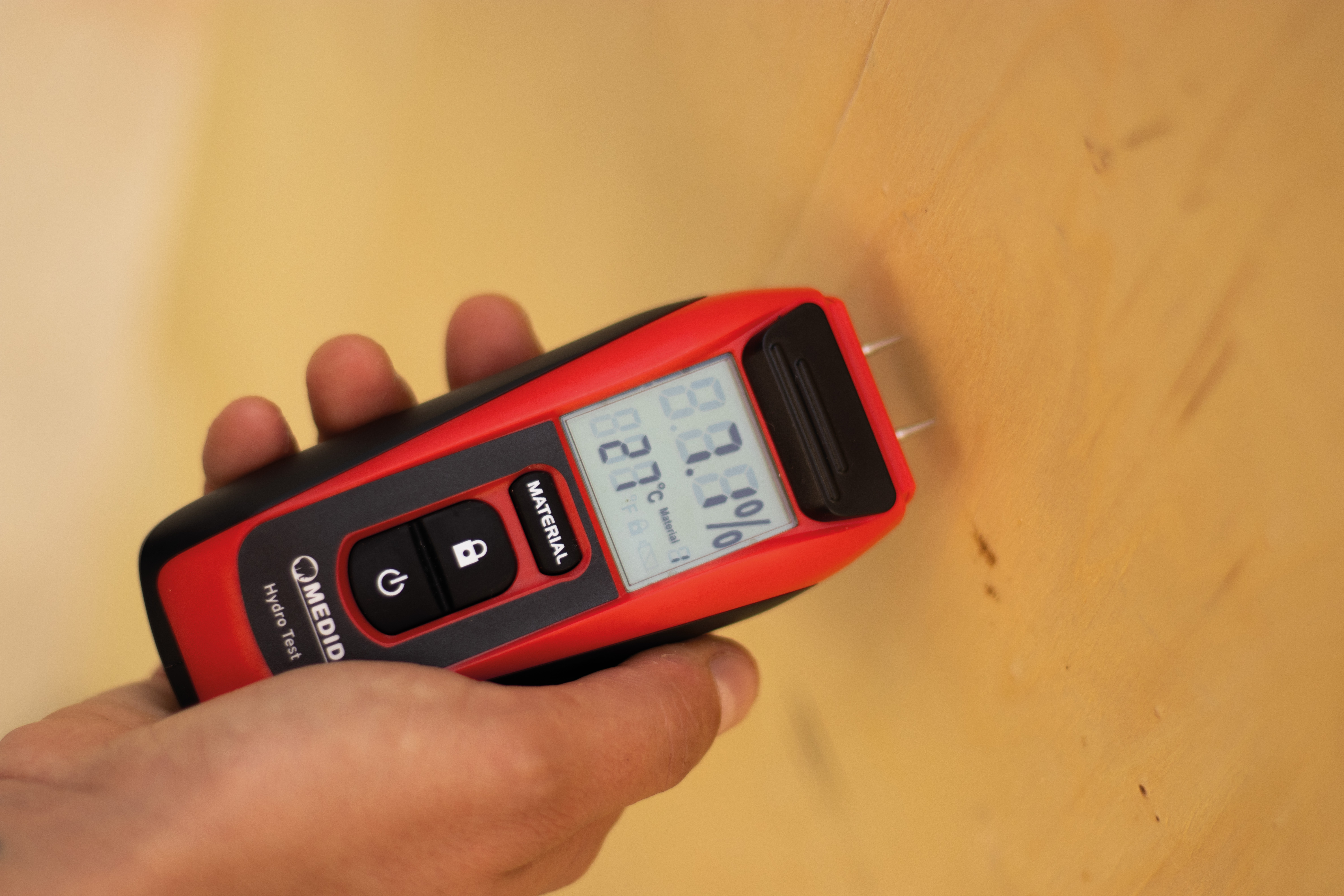 Higrómetro por contacto