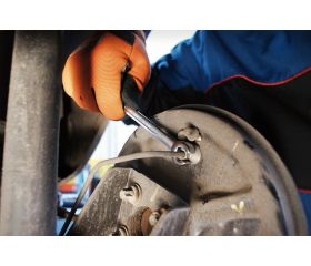 Llaves para racores acodadas de dos bocas métricas con acabado cromado | 1949M