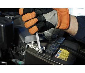 Llaves para racores acodadas de dos bocas métricas con acabado cromado | 1949M