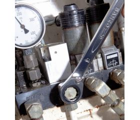 Juego de llaves combinadas de carraca métricas (6 piezas / colgador de plástico) | 1RM/