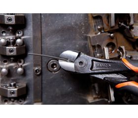 Alicates de corte diagonal «heavy duty» ERGO™ con anillo de seguridad | TAH21HDG