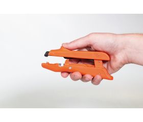 Alicates pelacables automáticos con cortacables diagonal y escala integrados | 3418 A