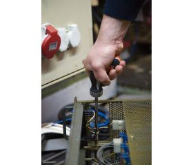 Destornillador a carraca con portapuntas de 1/4