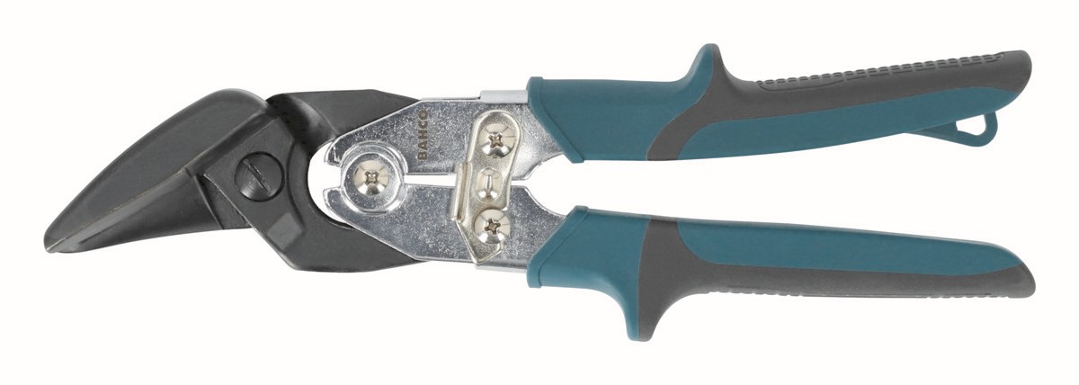 Tijeras para chapa de corte a derechas con mayor potencia gracias a la acción de palanca y mango codificado en color verde | MA361