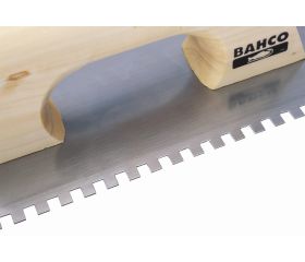 Llanas con hoja de acero al carbono con dientes dentados cuadrados y mango de madera | 2092