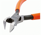 Alicates de corte diagonal a 90° con mangos recubiertos de PVC y acabado fosfatado | 2190PD
