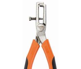 Alicates pelacables ERGO™ con mangos bi-componentes y acabado cromado | 2223GC
