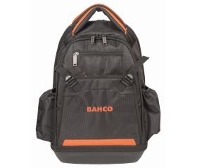 Mochila con parte inferior de plástico duro antideslizante. | 4750FB8