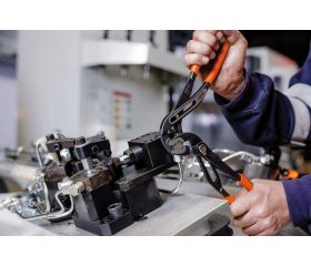 Juego de tenazas articuladas (3 piezas) | 622-3P