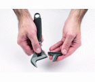 Llave ajustable "inglesa" fosfatada con mango de goma ERGO?, moleta central y mordaza reversible | 90P