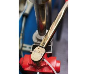 Llaves dinamométricas de disparo mecánico ajustable antichispa con visor de escala y cabeza fija de carraca de cobre de berilio | NSB041