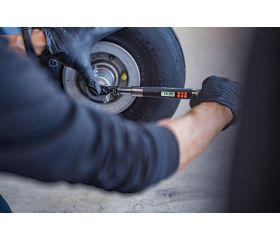 Llave dinamométrica electrónica de par y grados y cabeza de carraca fija | TAW MICRO