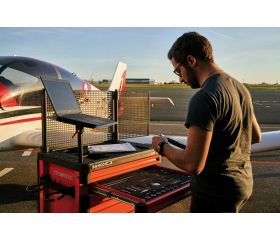 Carros HUB del almacenamiento E77 Premium de 26