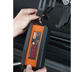 Mantenedor/cargador totalmente automático de 3 A para baterías LiFeP04 de litio y plomo-ácido de 12 V | BBCE12-3