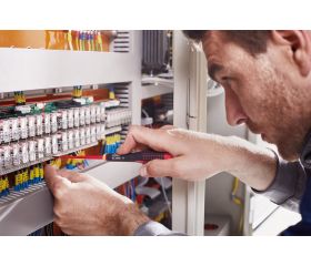 Destornilladores ranurados aislados VDE Slim ERGO™ con mango de tres componentes, 0,5 mm-1,2 mm | BE-8220SL - BE-8255SL