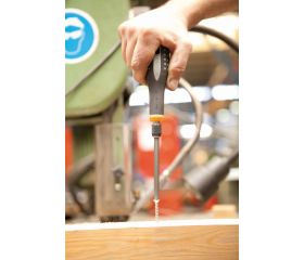 Destornilladores ERGO™ con agarre de goma y juego de varillas intercambiables - 9 unidades | BE-8572