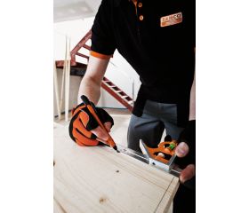 Escuadras combinadas con trazador metálico | CS