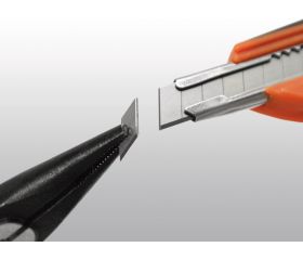 Cúteres seccionables con hojas de 9 mm | KG09-01