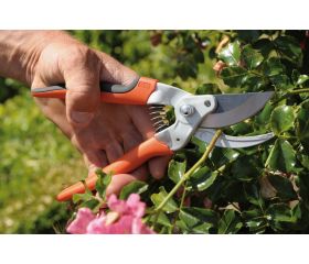 Tijeras de podar de una mano de corte deslizante con mangos de acero forjado y cabezal de corte estrecho | P5