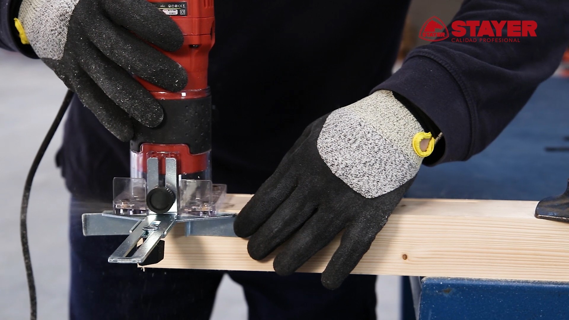 Fresadora PROFESIONAL ligera y potente PR6